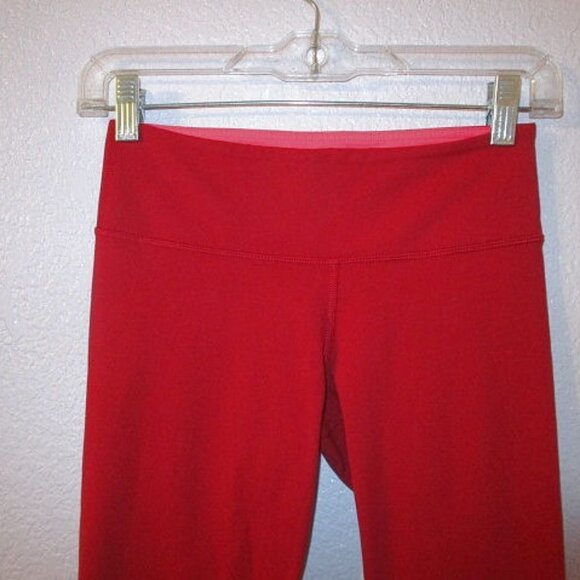 Lululemon ALIGN Soul Cycle Size 4 LEGGINGS Crop 21" Graphic SKULL Heart POCKET - Picture 3 of 10